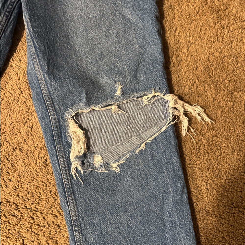 Last chance‼️ Light Blue Distressed Boyfriend Jeans - Picture 2 of 7